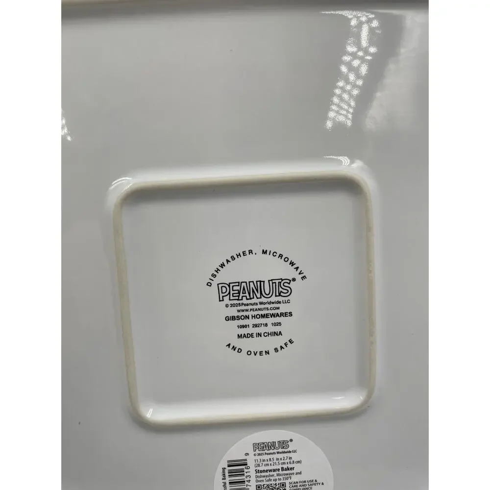 Peanuts Snoopy Woodstock Chef Snoopy Square Stoneware Baker 11.3x8.5x2.7